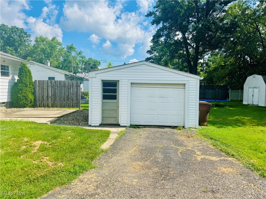 827 Harold Avenue