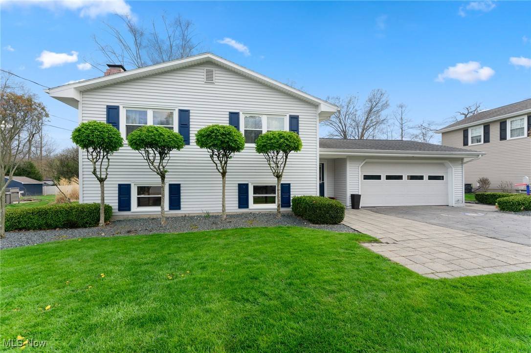 649 Wendemere Drive, Hubbard, Ohio image 30