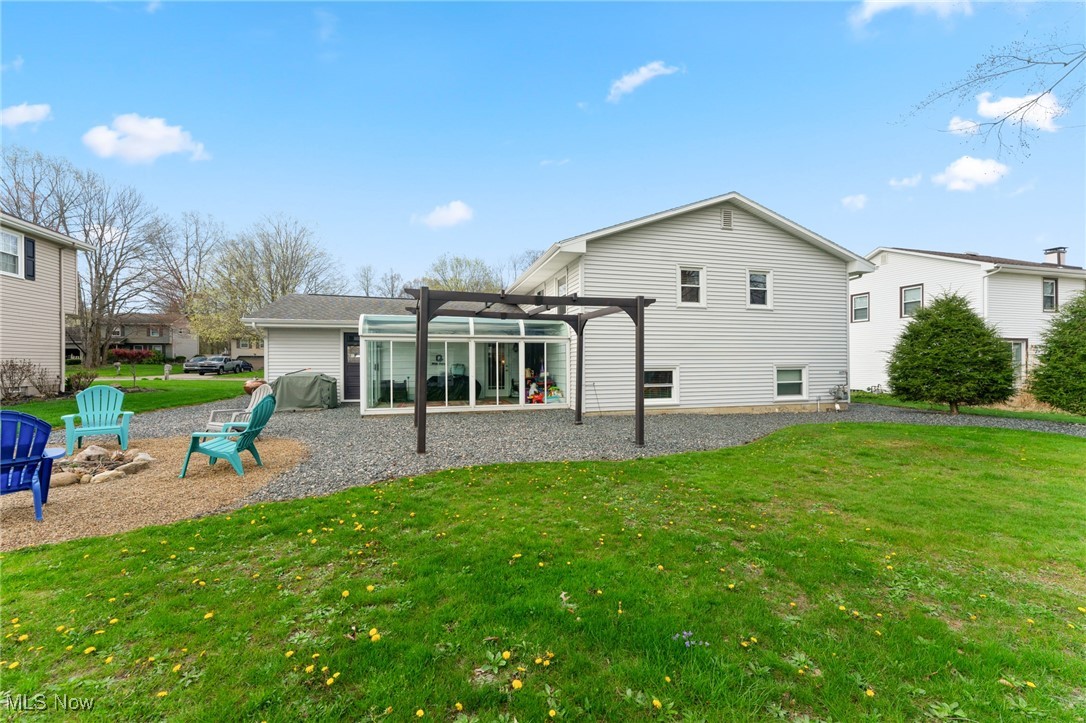 649 Wendemere Drive, Hubbard, Ohio image 24