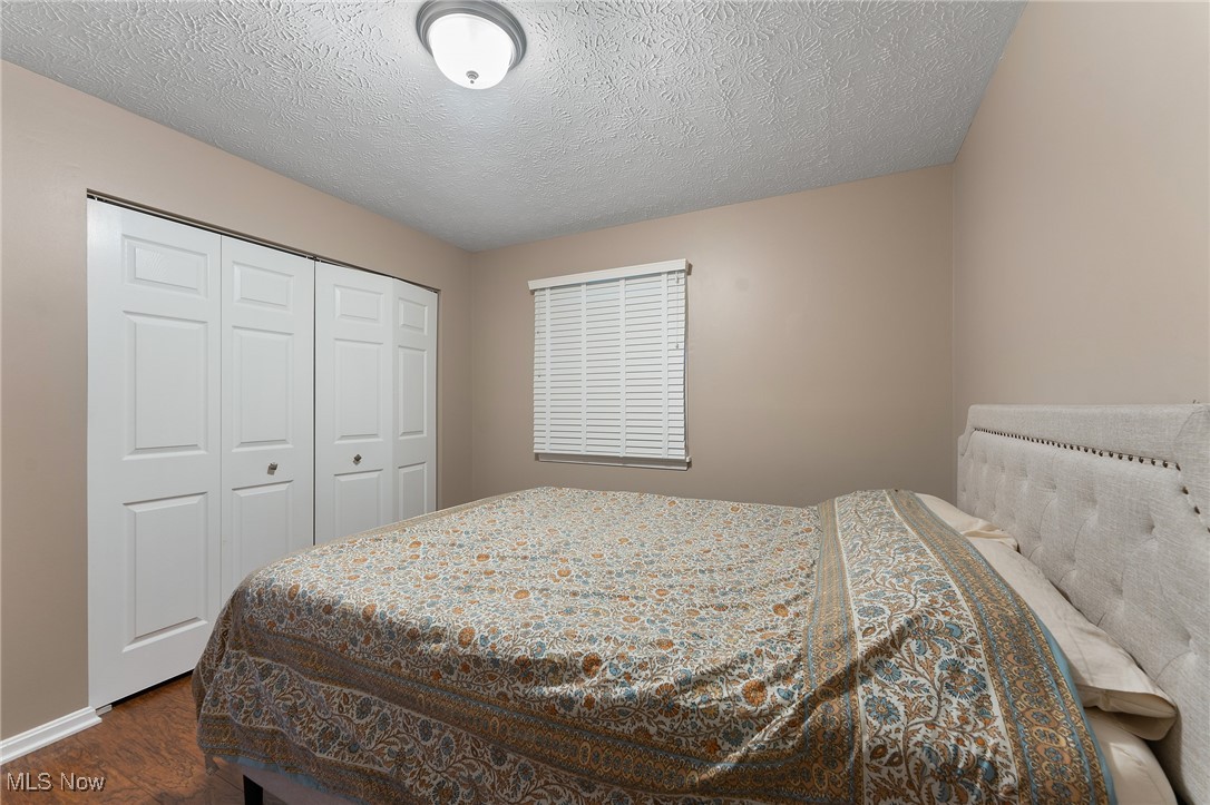 649 Wendemere Drive, Hubbard, Ohio image 13