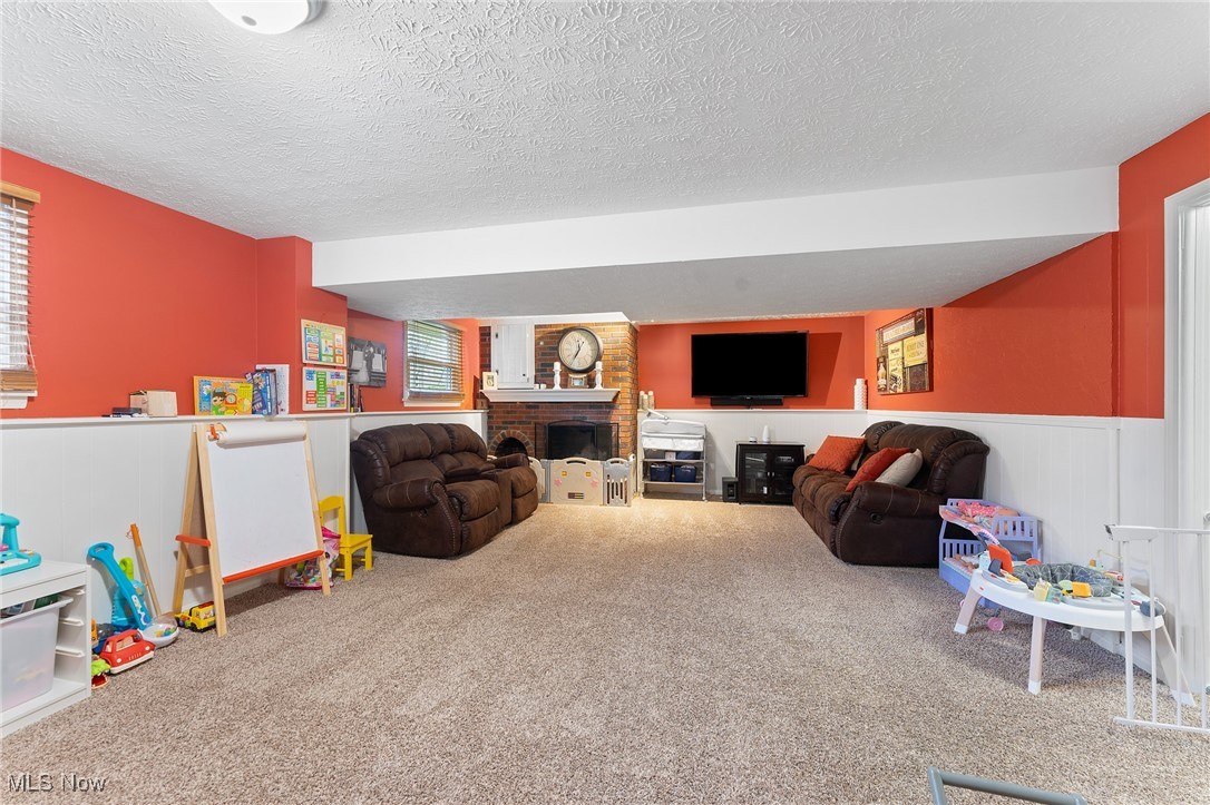 649 Wendemere Drive, Hubbard, Ohio image 18