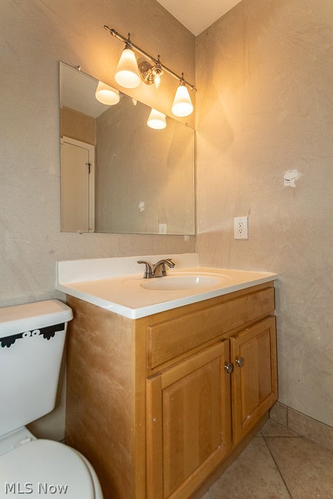 Tiny photo for 1561 Easton Avenue, Madison, OH 44057 (MLS # 5254652)