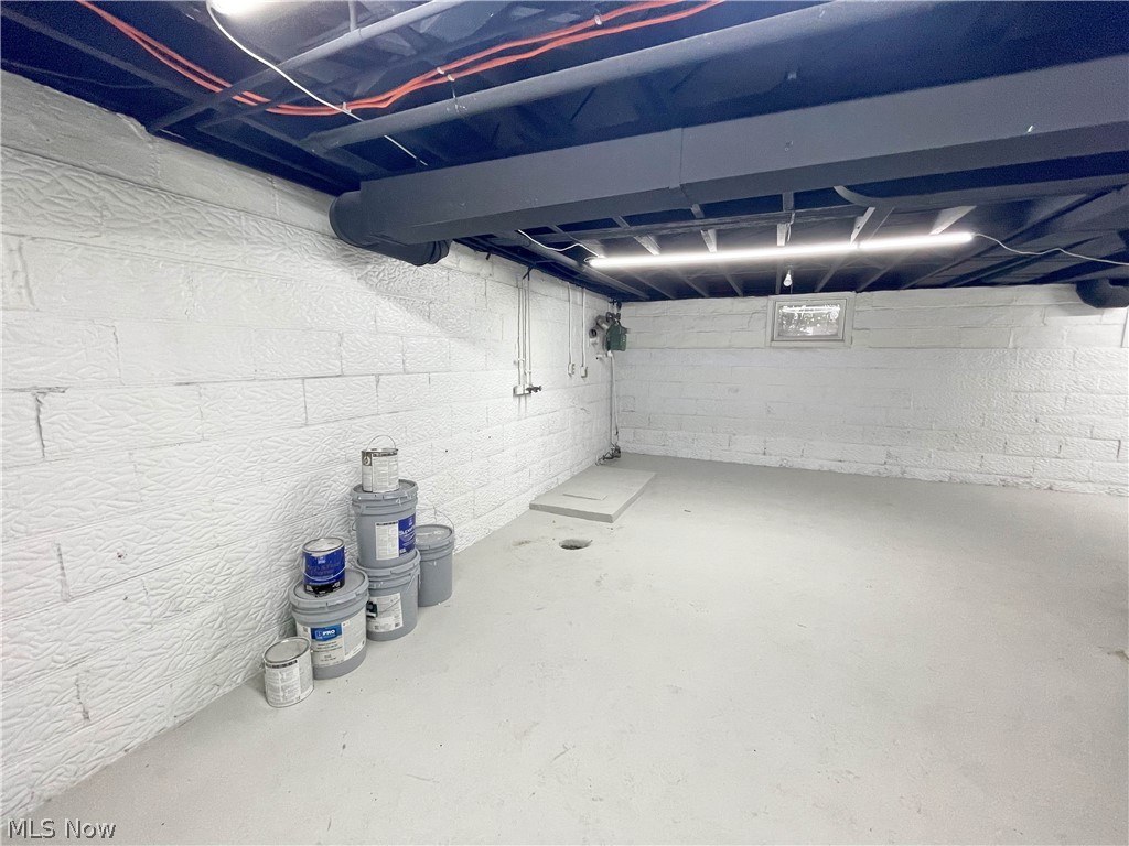 Creed & Morrisons Add 02 - Residential