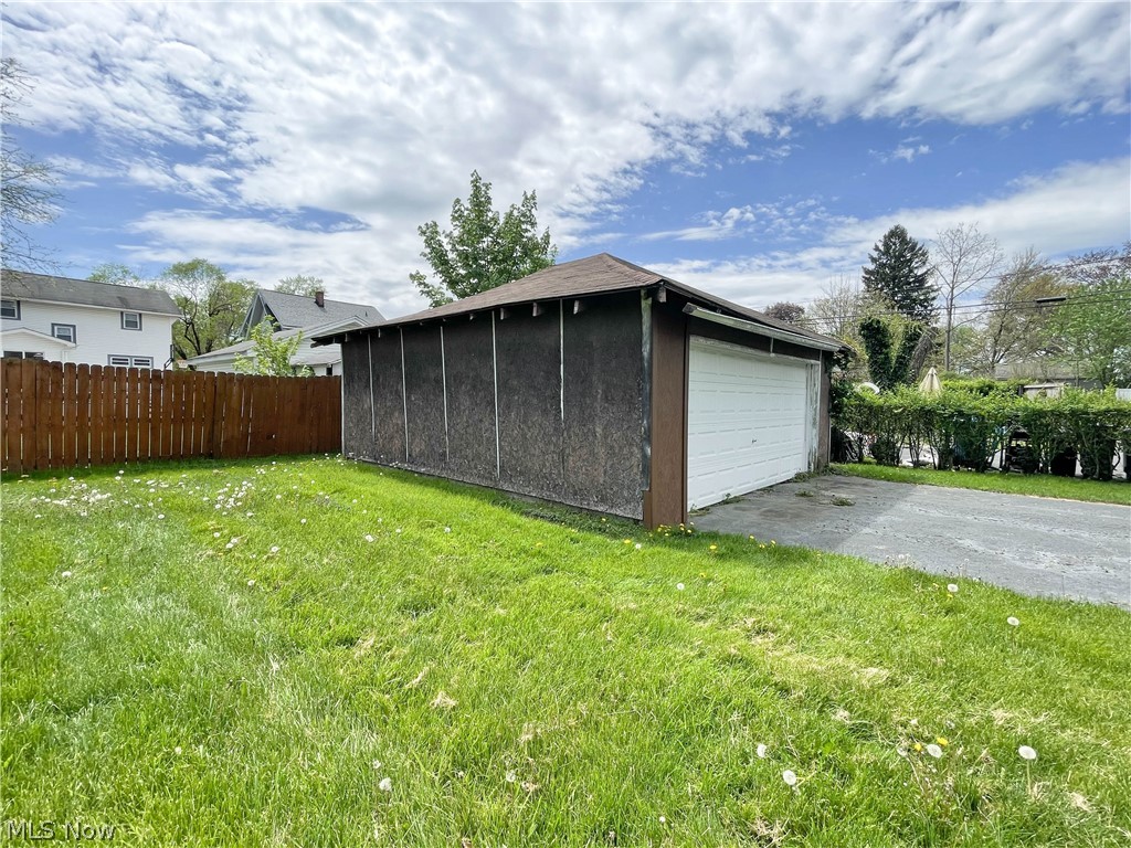 Creed & Morrisons Add 02 - Residential