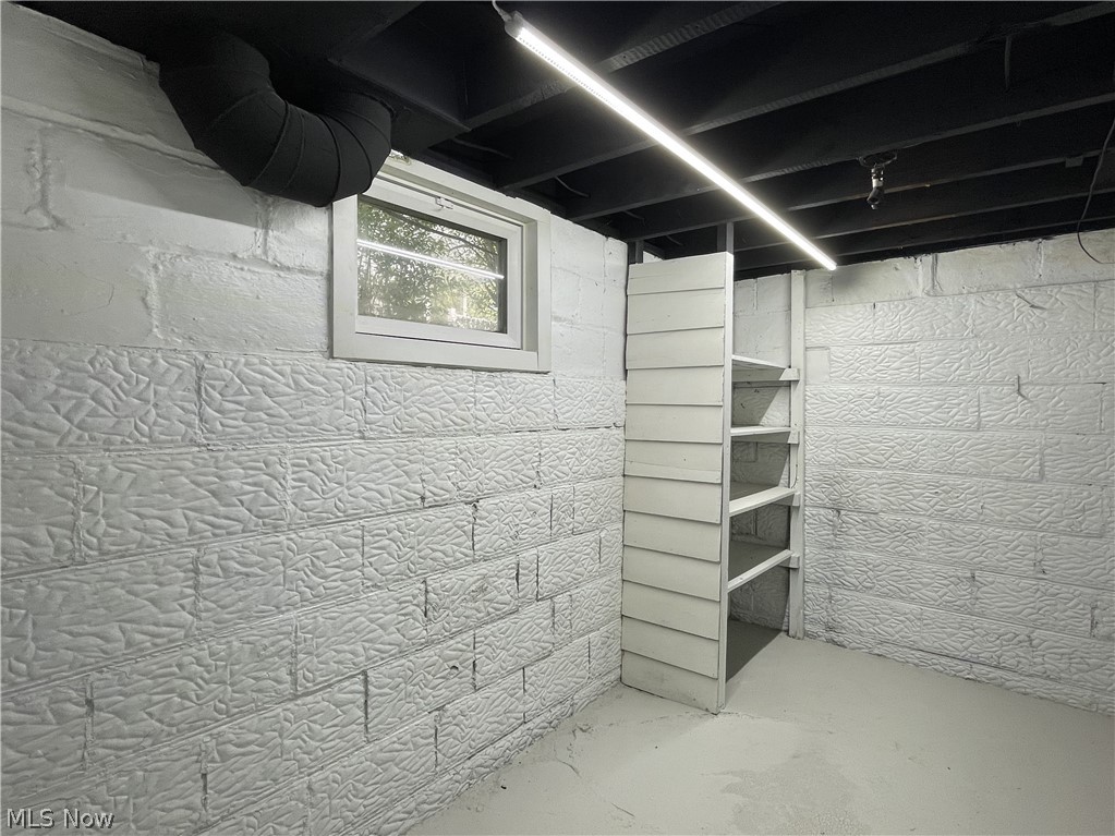 Creed & Morrisons Add 02 - Residential