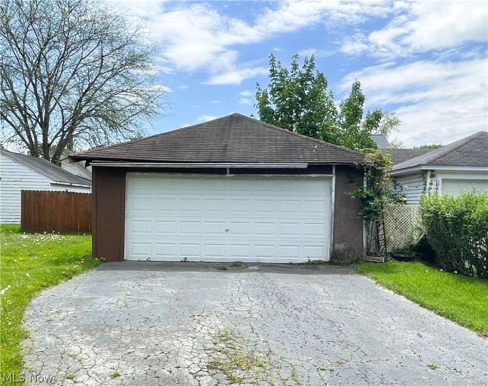 Creed & Morrisons Add 02 - Residential