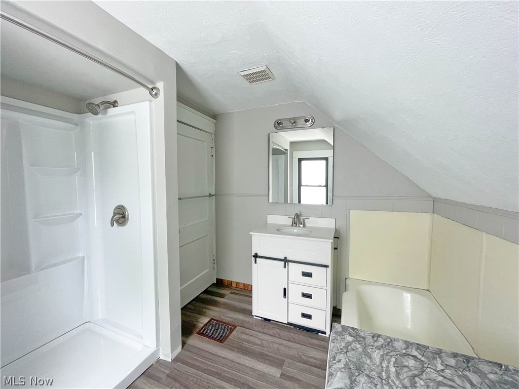 Creed & Morrisons Add 02 - Residential