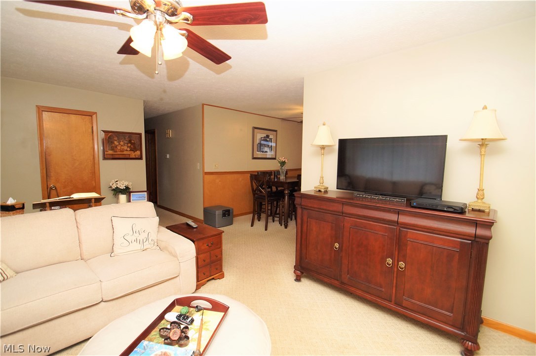 Laurel Ridge - Residential