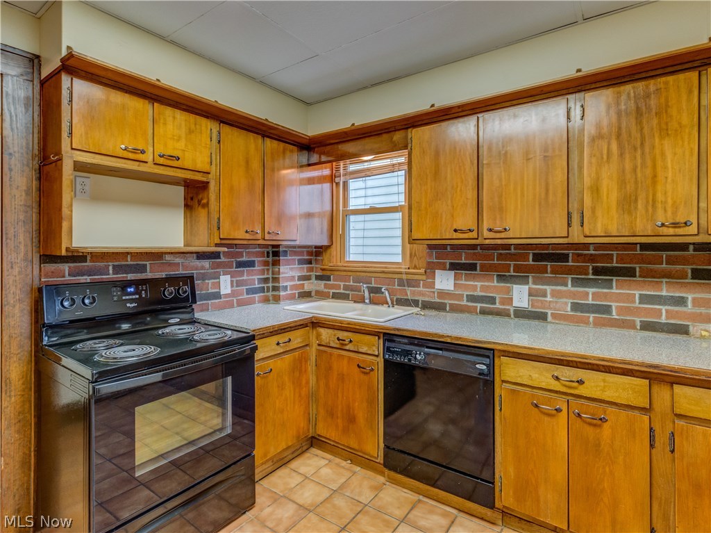 Thornton Heights - Residential Lease