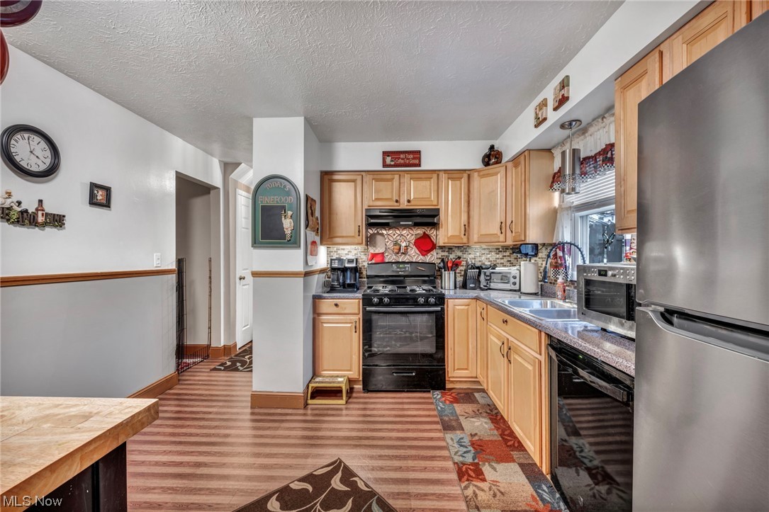 Hillside 01 - Residential