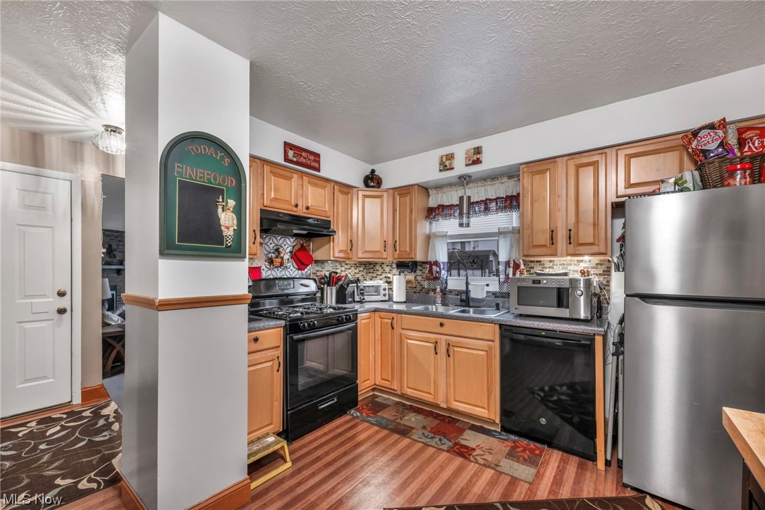 Hillside 01 - Residential