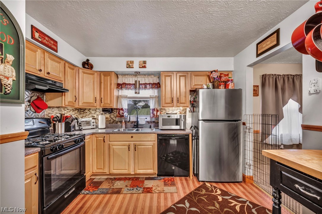 Hillside 01 - Residential