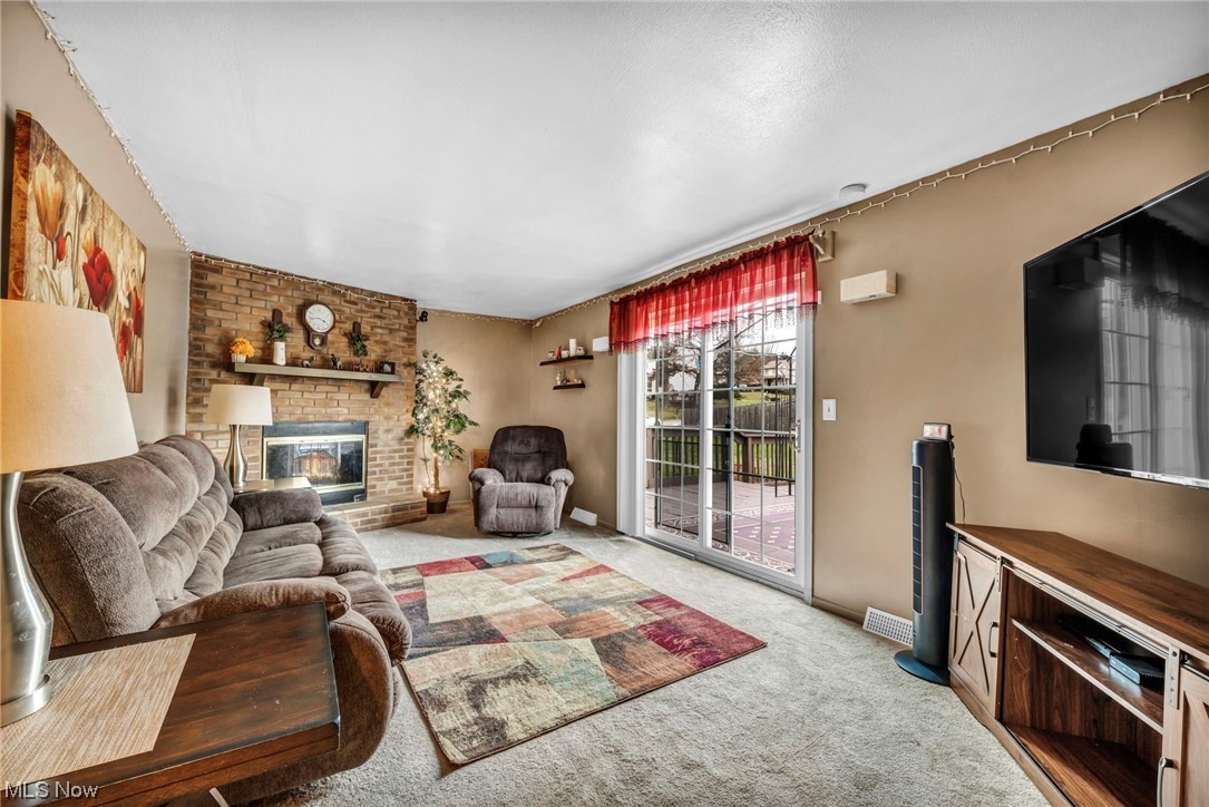 Hillside 01 - Residential