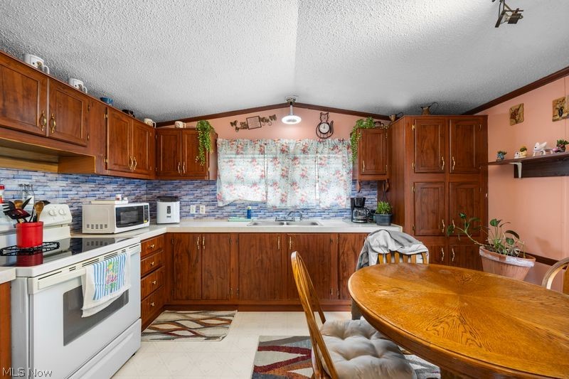 Hidden Acres Mobile Home Park - Residential