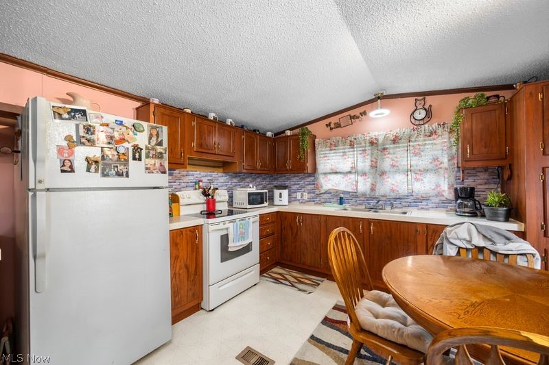 Hidden Acres Mobile Home Park - Residential