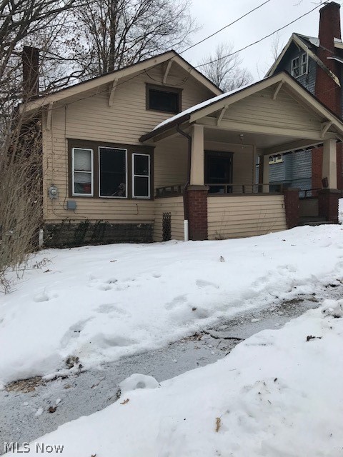 Great investment opportunity. 2 bedroom 1 bathroom bungalow in Akron.