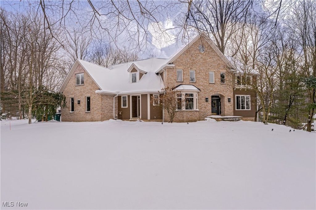 Photo of 17421 Rambling Creek Trail, Chagrin Falls, OH 44023 (MLS # 5183983)