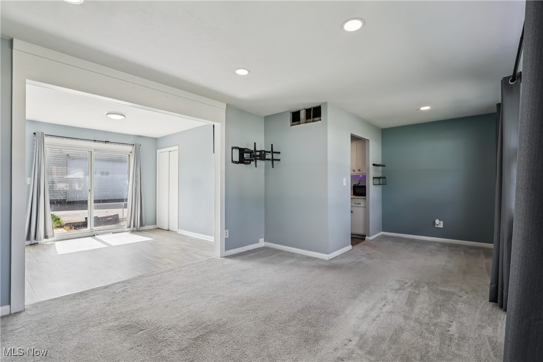 Knickerbocker - Residential