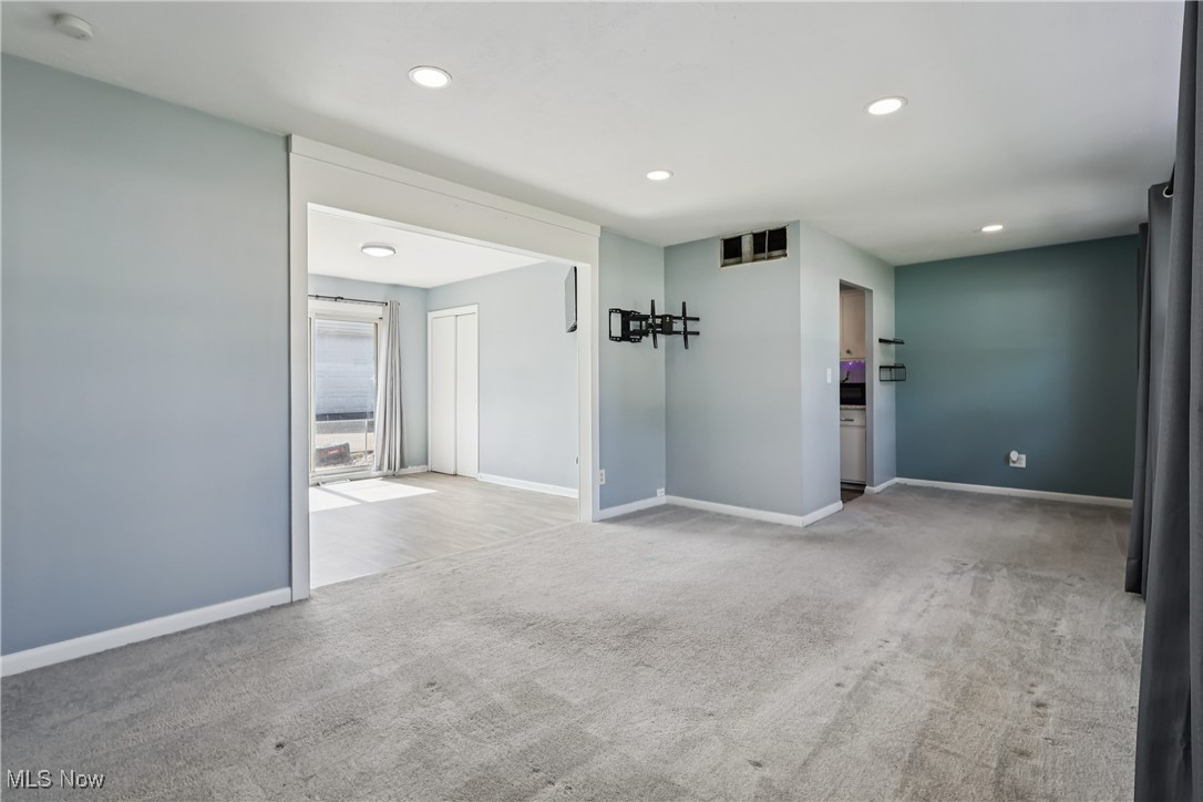 Knickerbocker - Residential