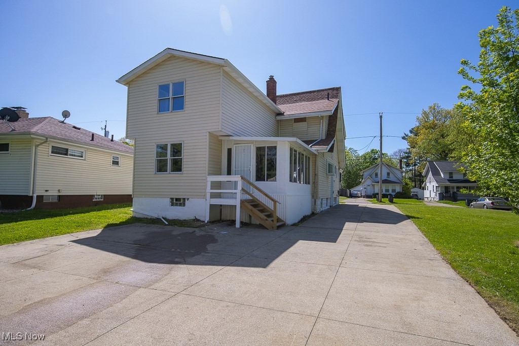 1063 Packard Drive, Akron, Ohio image 37