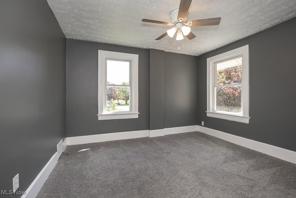 1063 Packard Drive, Akron, Ohio image 29