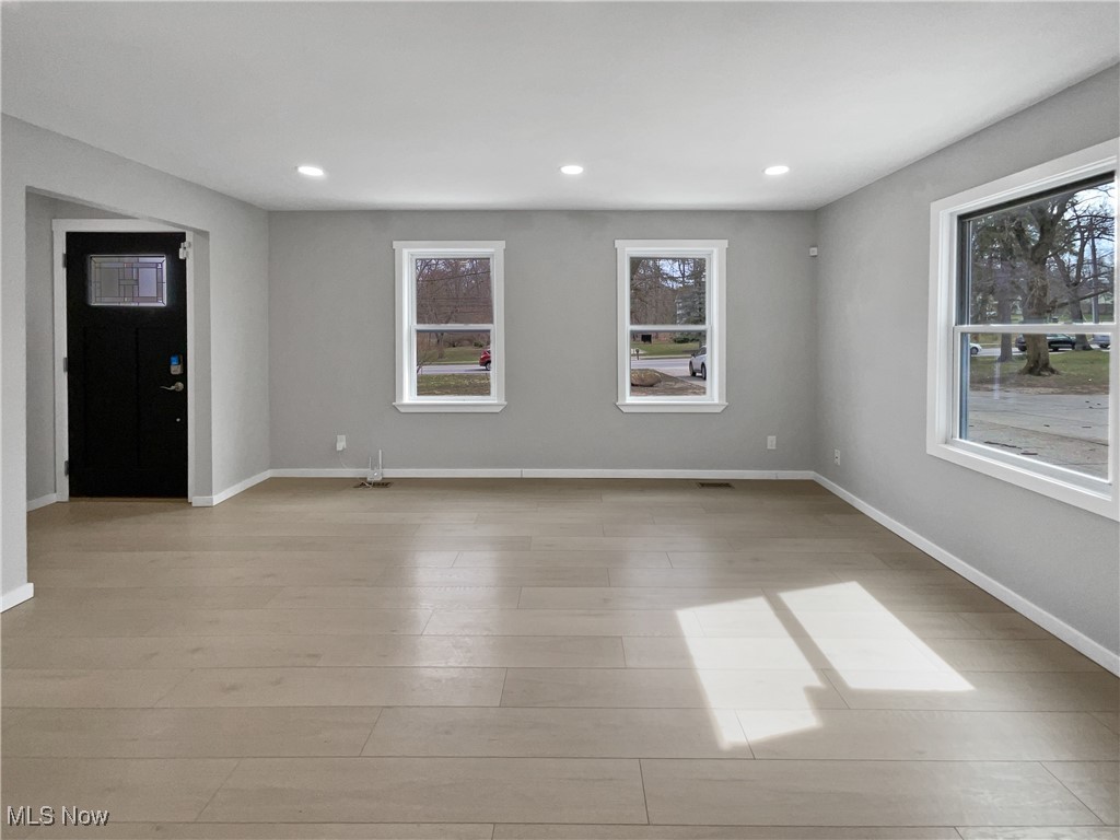 8414 York Road, North Royalton, Ohio image 3