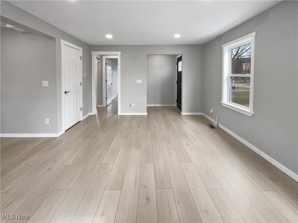 8414 York Road, North Royalton, Ohio image 10