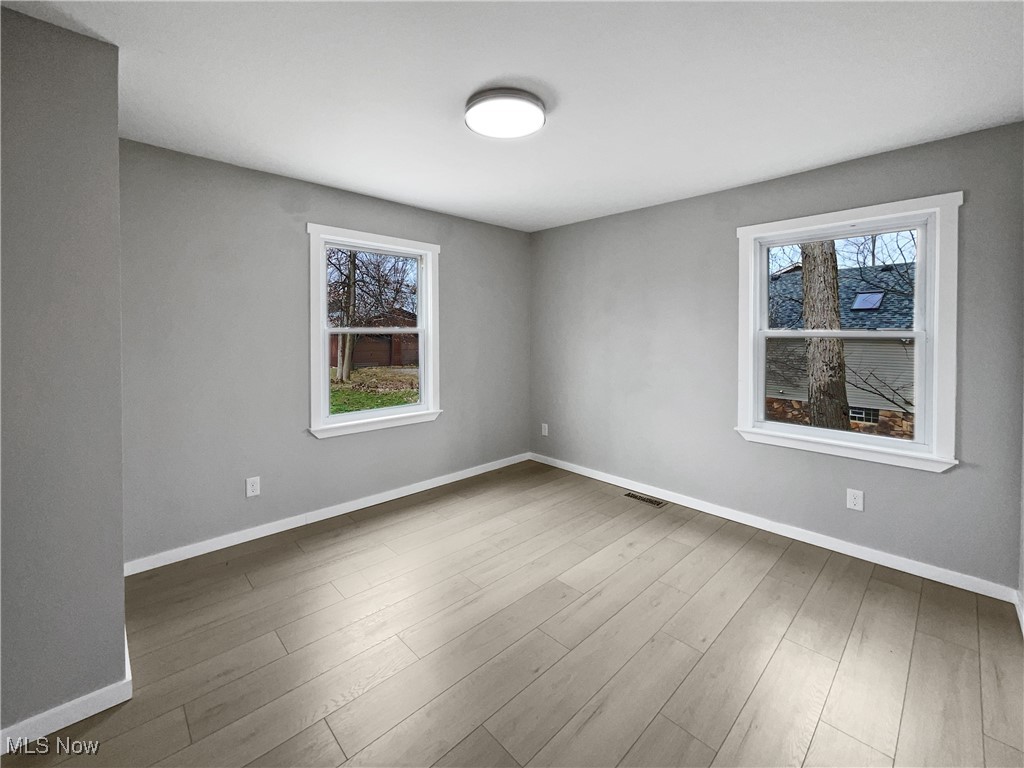 8414 York Road, North Royalton, Ohio image 17
