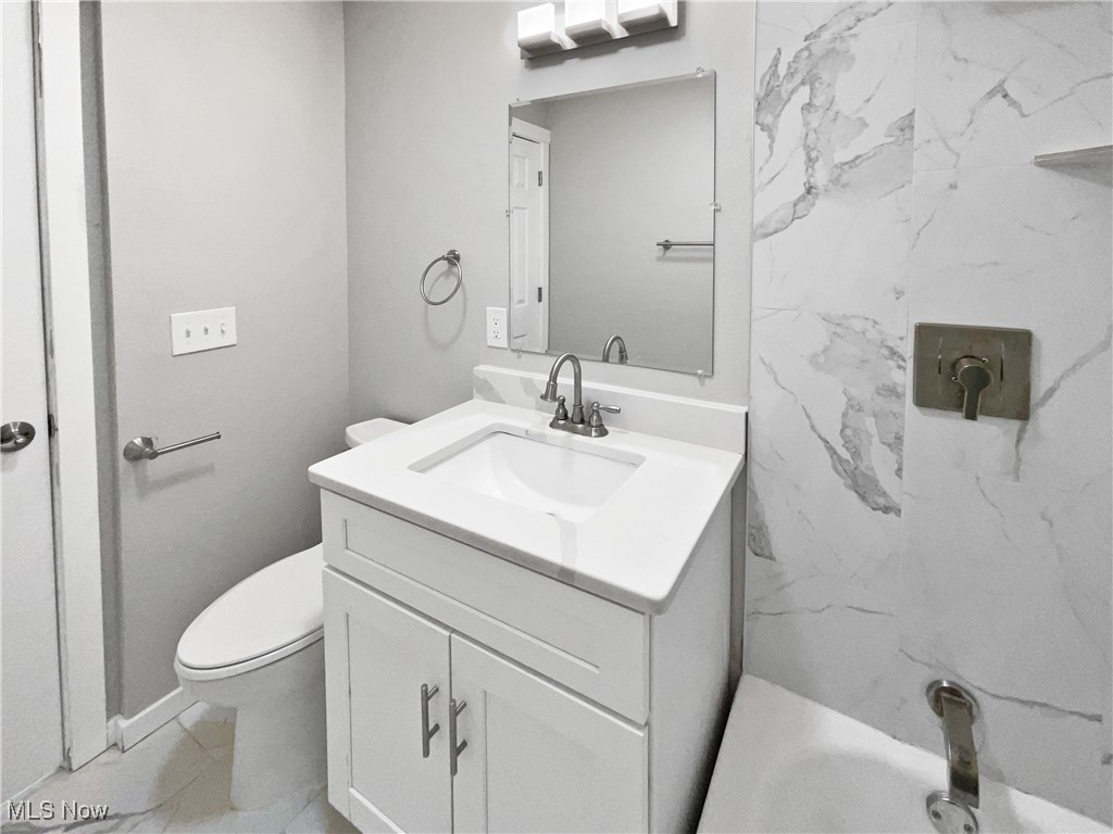 8414 York Road, North Royalton, Ohio image 16