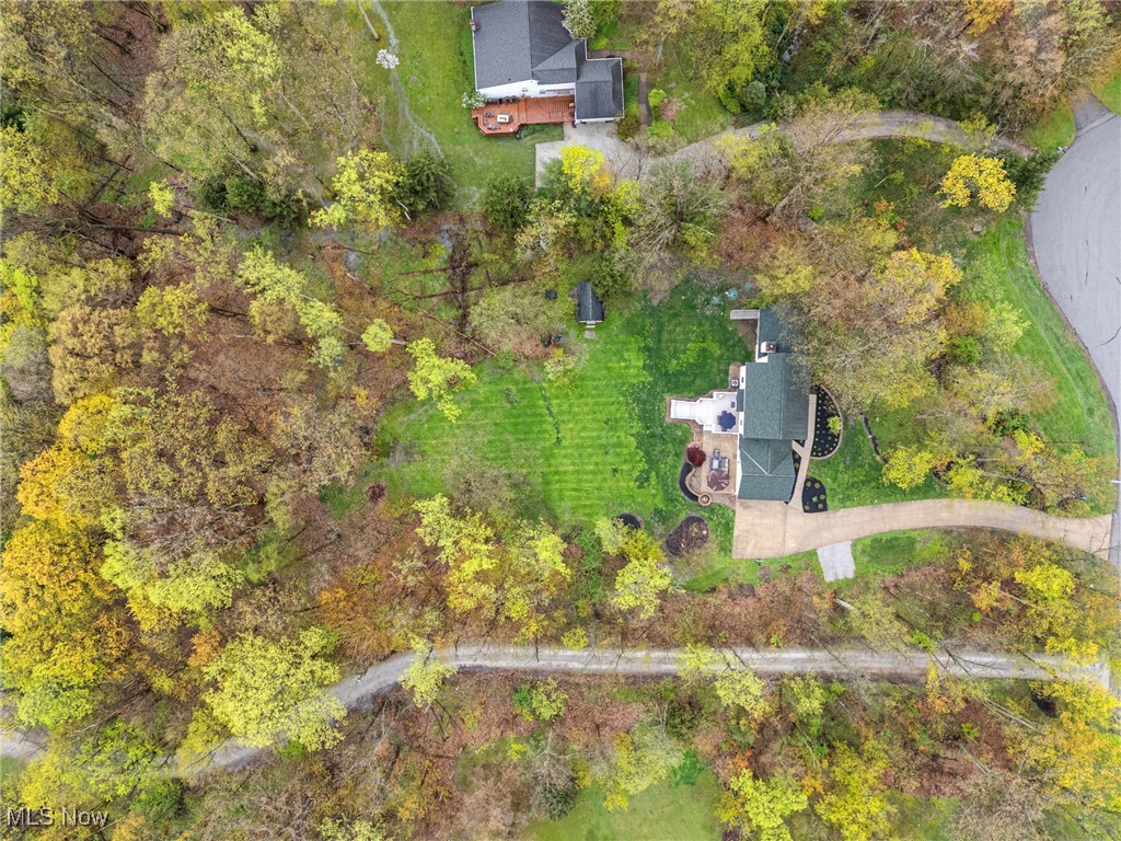10945 Burlington Ridge Drive, Chardon, Ohio image 40