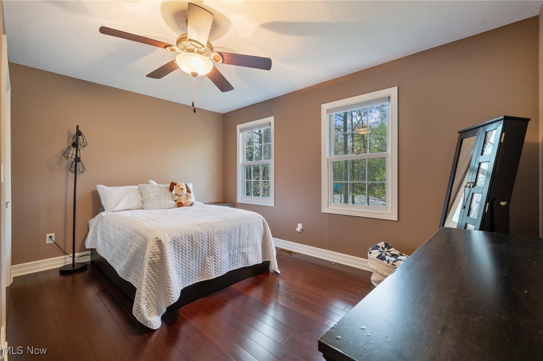 10945 Burlington Ridge Drive, Chardon, Ohio image 25