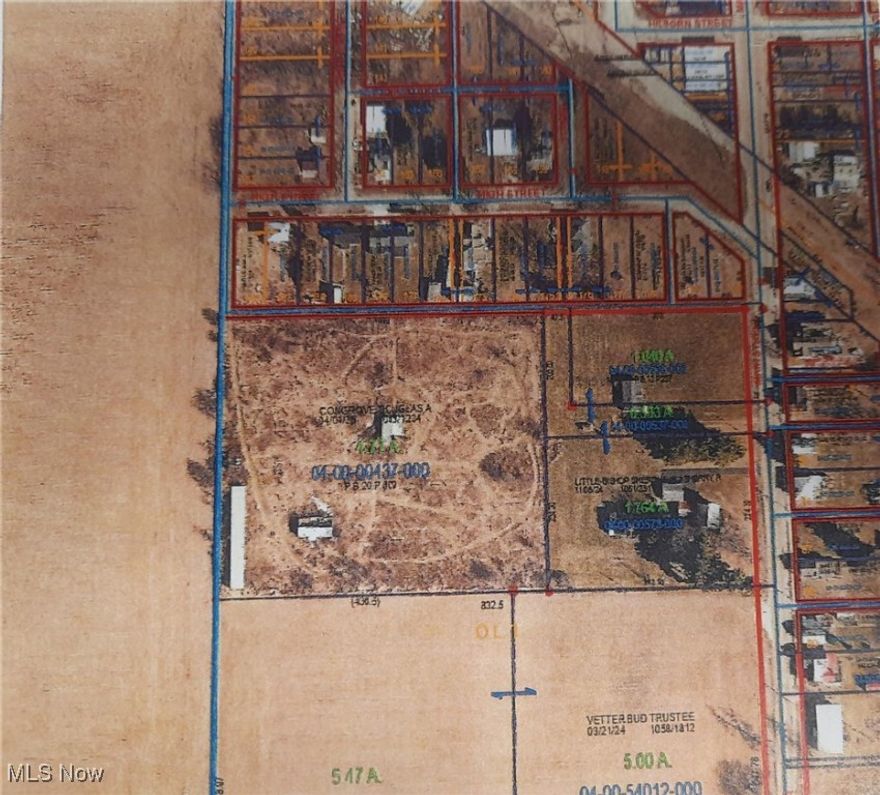 4.7 Acres, BEING SOLD AS IS, existing well and septic (condition unknown), existing structures (pole barn, storage units and remains of a doublewide) in various stages of needing repair/removal.   Be careful when entering the property, it needs to be mowed down, enter with great caution, park at the entrance and walk in to view the property.