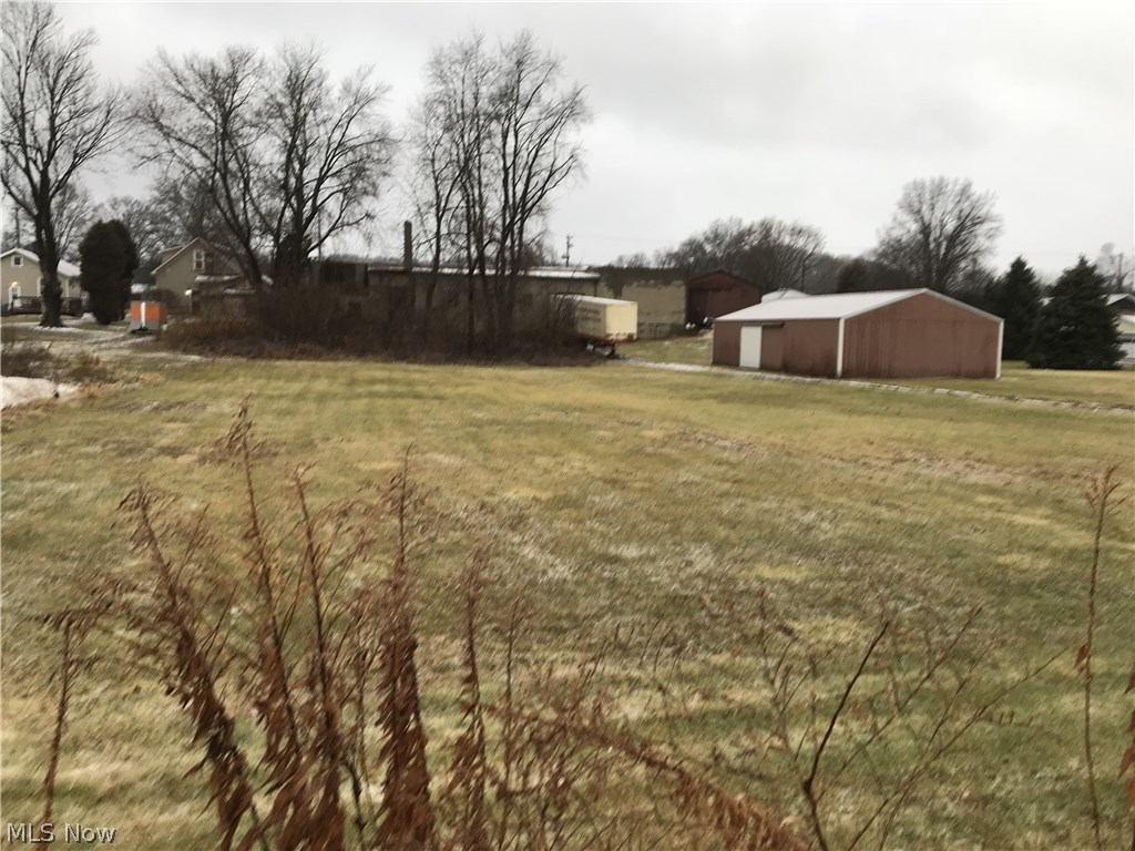 New Philadelphia - Commercial Sale