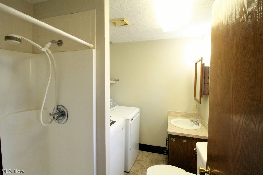Old Town Colonial Estate - Residential
