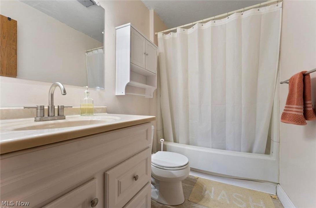 Presidential Square Condo - Residential