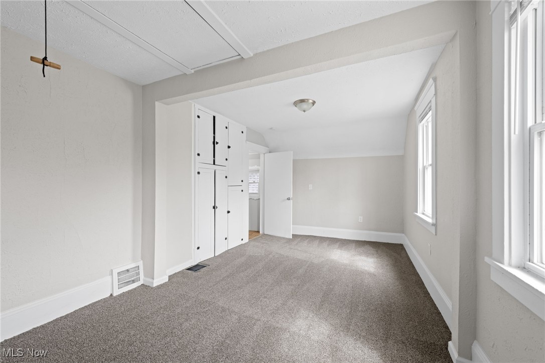 9611 Dunlap Avenue, Cleveland, Ohio image 19