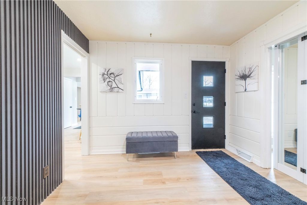 Photo of 26454 Strawberry Lane, Westlake, OH 44145 (MLS # 5178125)