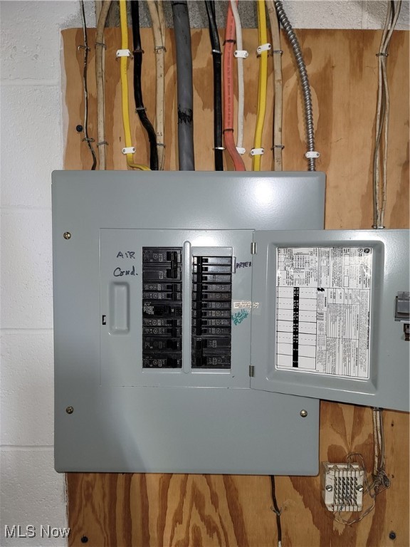 Akron, Ohio 44319, United States, 2 Bedrooms Bedrooms, ,1 BathroomBathrooms,Residential,Active,169711