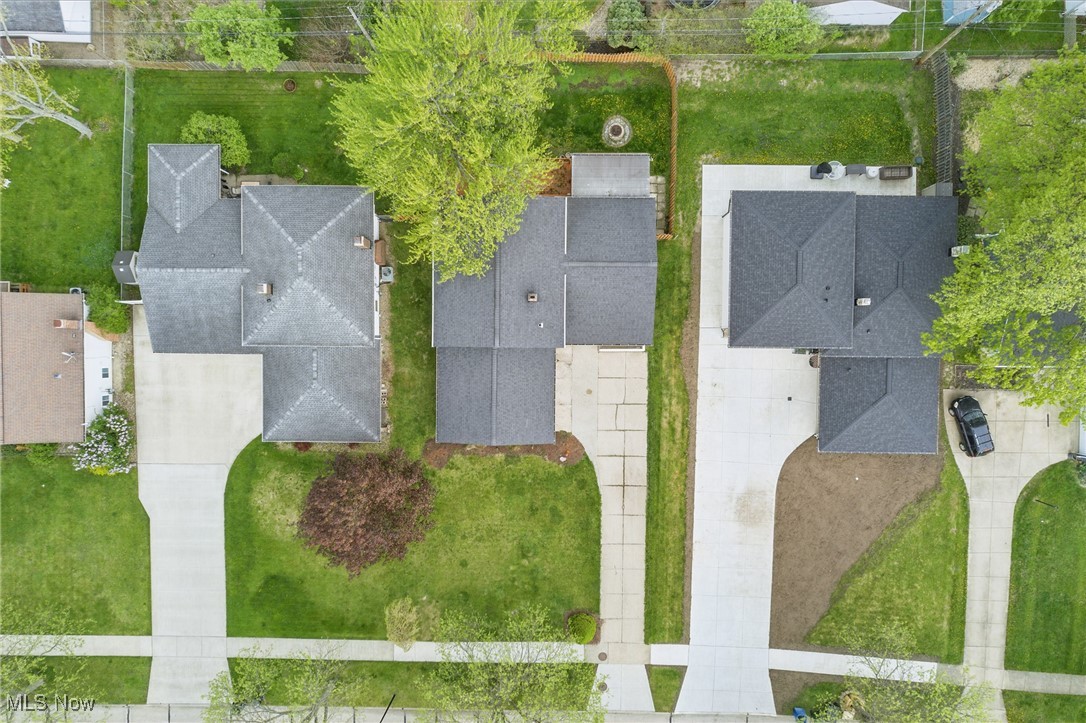 24822 Deerfield Drive, North Olmsted, Ohio image 48