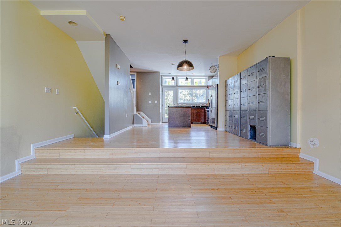 Franklin Ave Twnhms - Residential