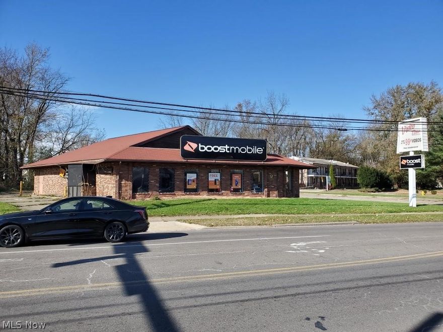 Retail property on corner of busy intersection. Great opportunity for owner user or investment property.
