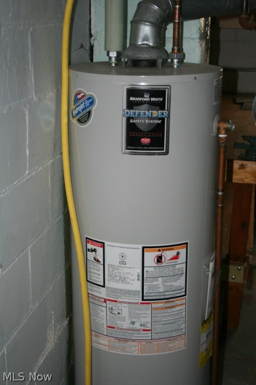 Elywood 04 - Residential