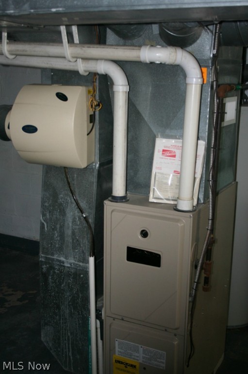 Elywood 04 - Residential