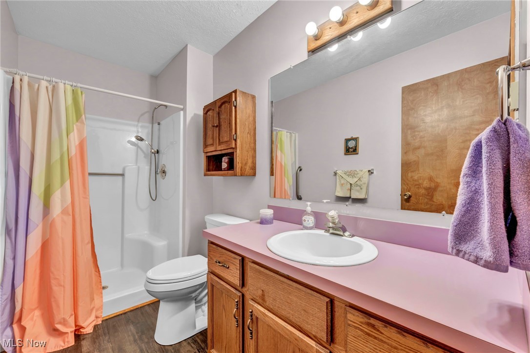 Pine Wood 01 - Residential