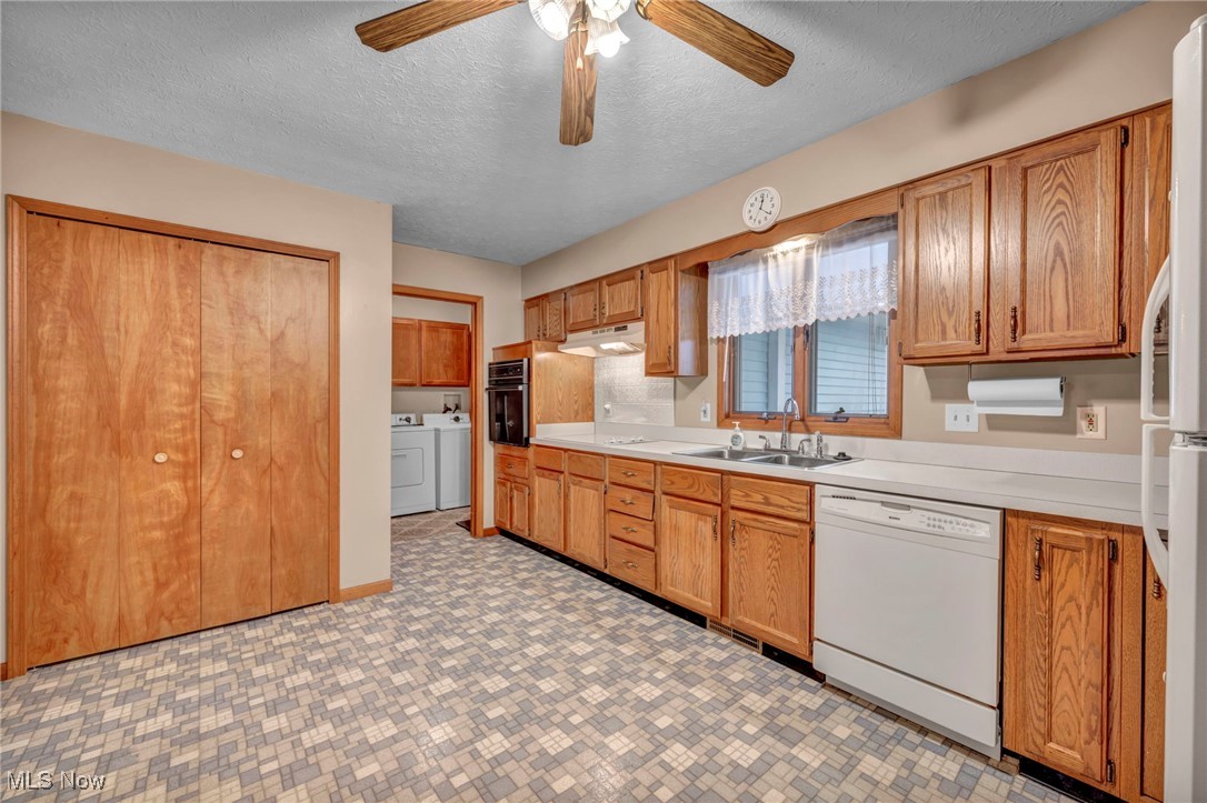 Pine Wood 01 - Residential