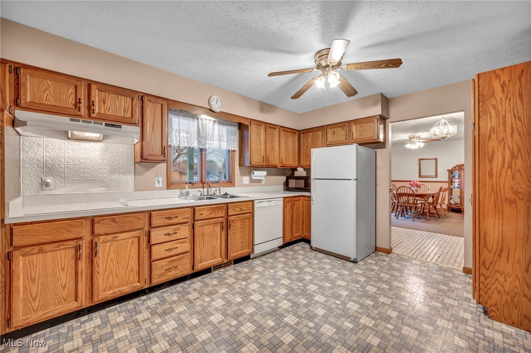 Pine Wood 01 - Residential