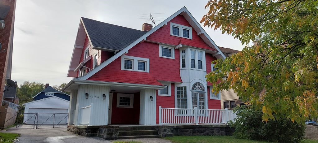 Uplands Sub/Chas A Posts - Residential