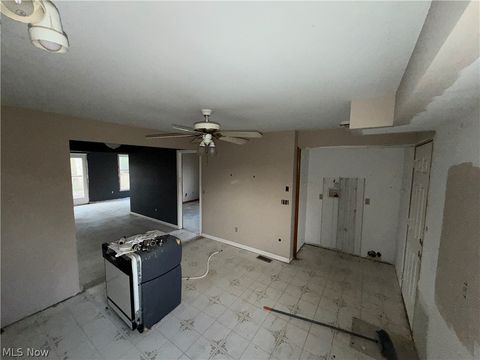 Tiny photo for 556 Greenside Drive, Painesville Township, OH 44077 (MLS # 5203209)