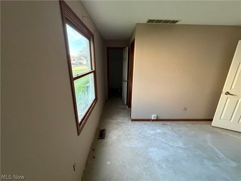 Tiny photo for 556 Greenside Drive, Painesville Township, OH 44077 (MLS # 5203209)