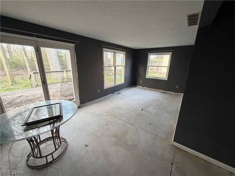 Tiny photo for 556 Greenside Drive, Painesville Township, OH 44077 (MLS # 5203209)